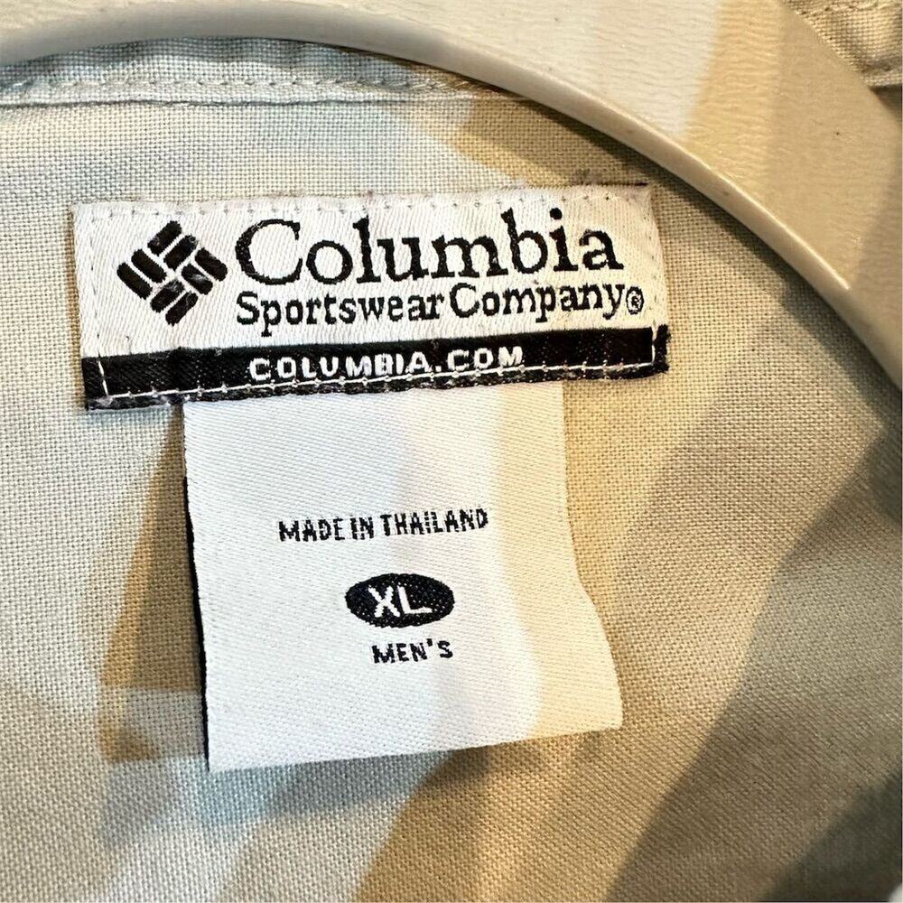 Columbia Men's XL Khaki Long Sleeve Button-Up Hunting Shirt - Picture 8 of 11